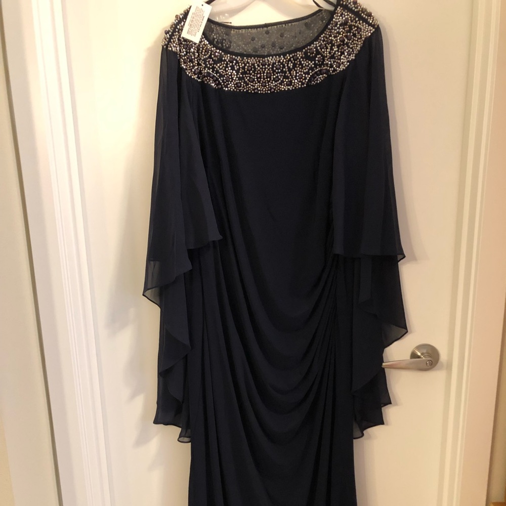 NWT XSCAPE Navy evening dress 👗